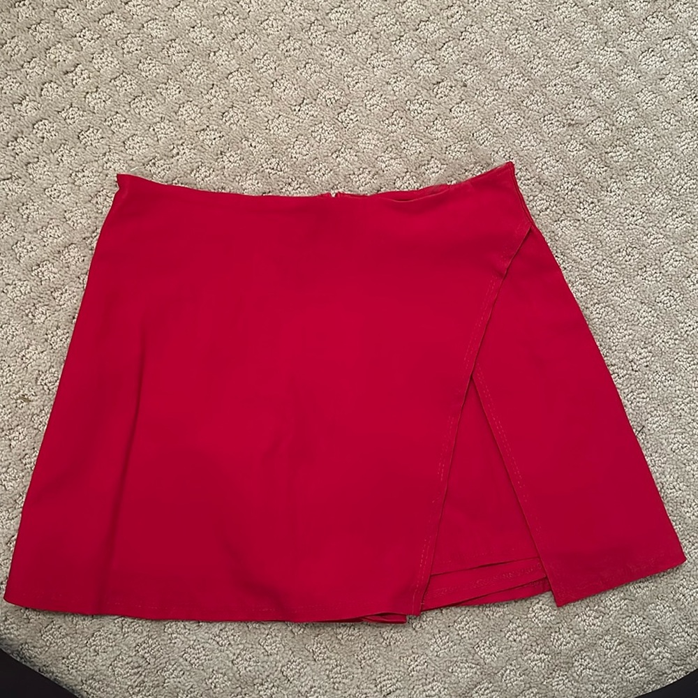 Red Skort